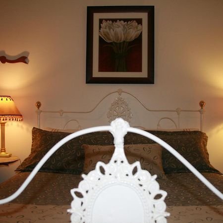 เอมิส เฮาส์ Bed & Breakfast Auburn ภายนอก รูปภาพ