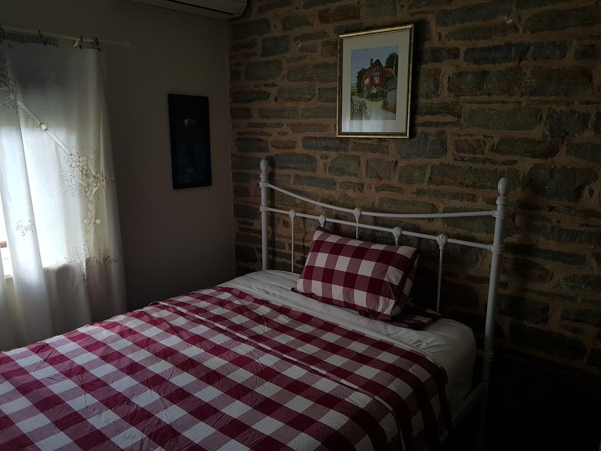 เอมิส เฮาส์ Bed & Breakfast Auburn ภายนอก รูปภาพ