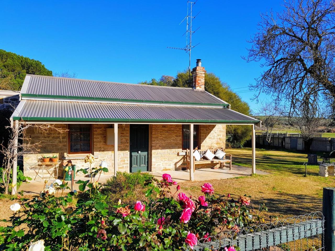 เอมิส เฮาส์ Bed & Breakfast Auburn ภายนอก รูปภาพ
